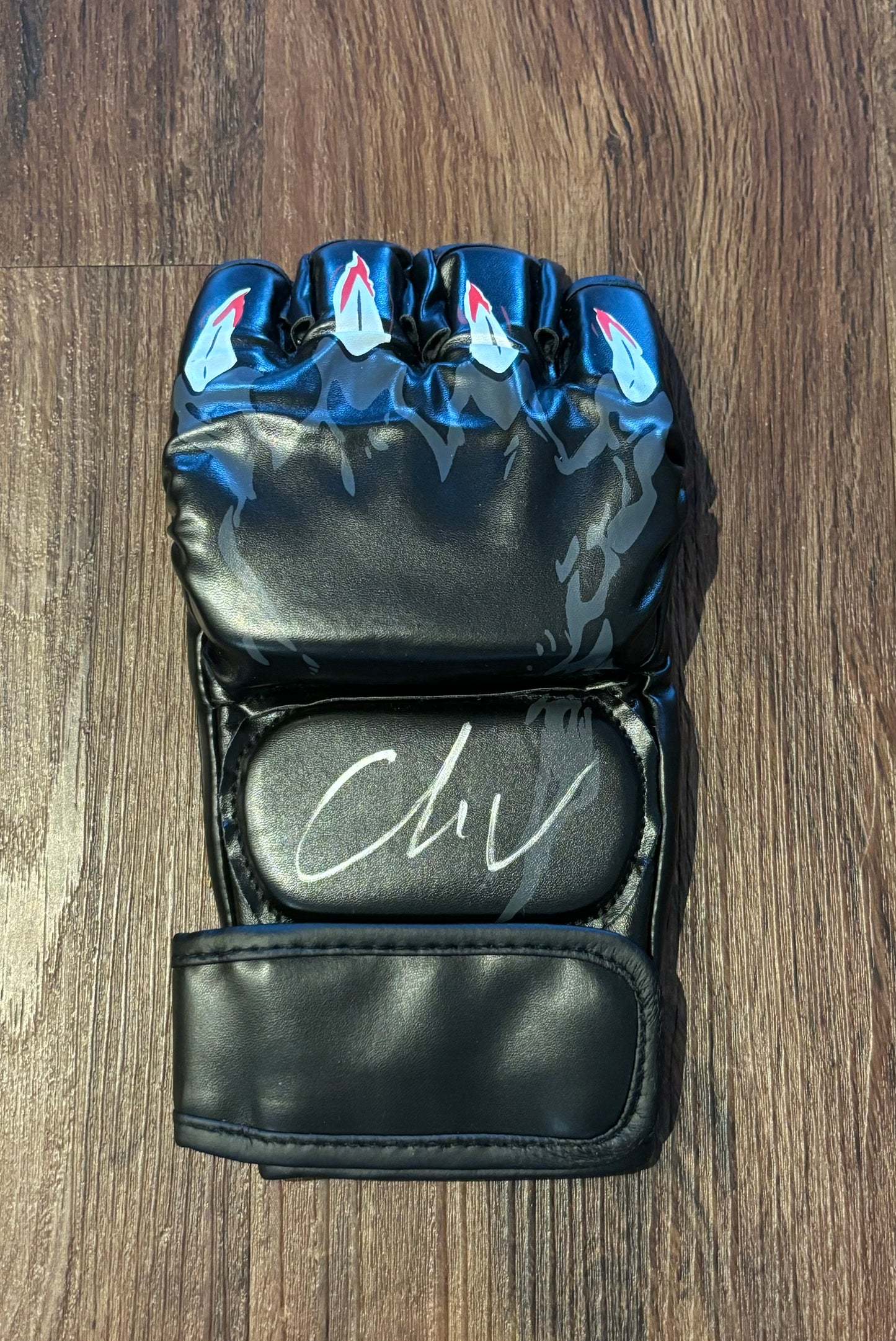 Marlon Vera Signed MMA Glove Beckett COA QR Holo