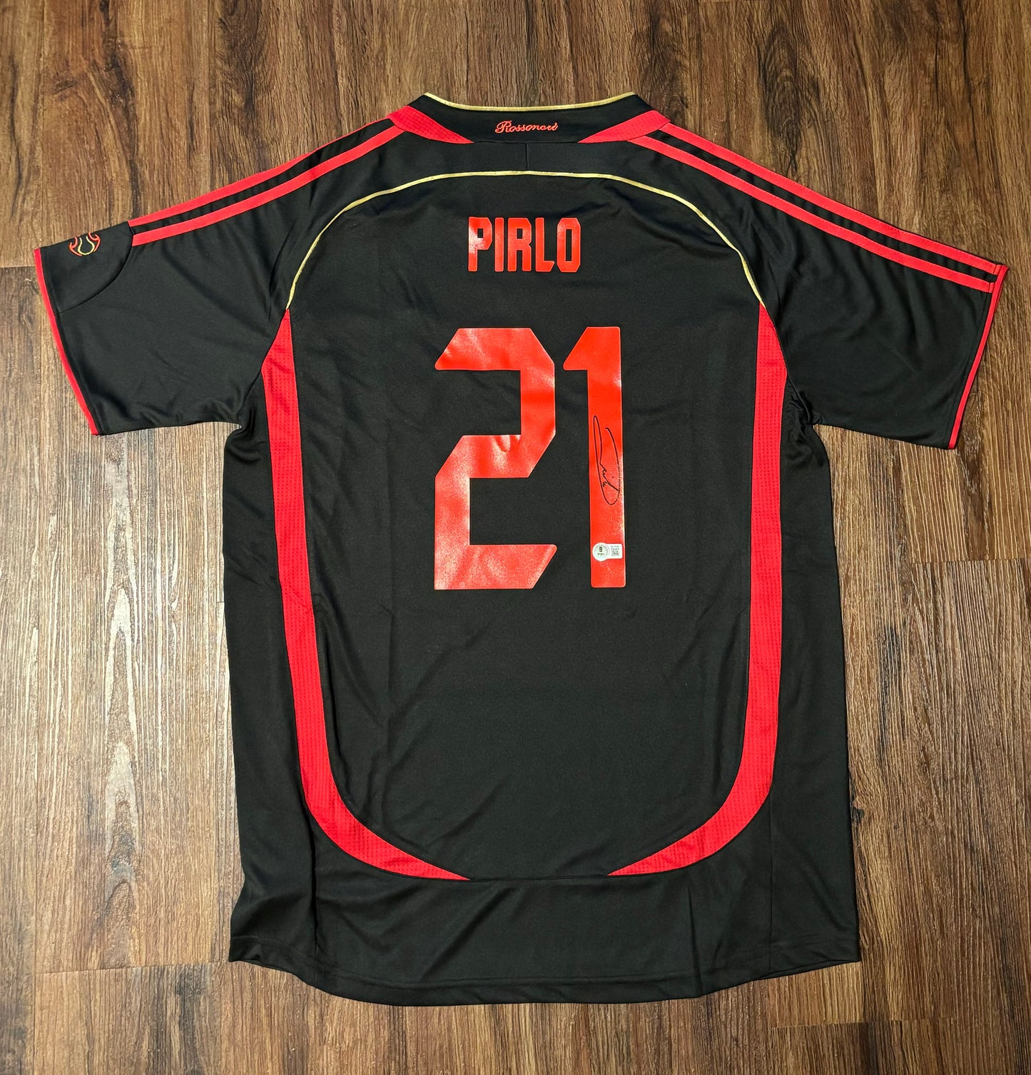 Andrea Pirlo Signed AC Milan Shirt Beckett COA QR Holo