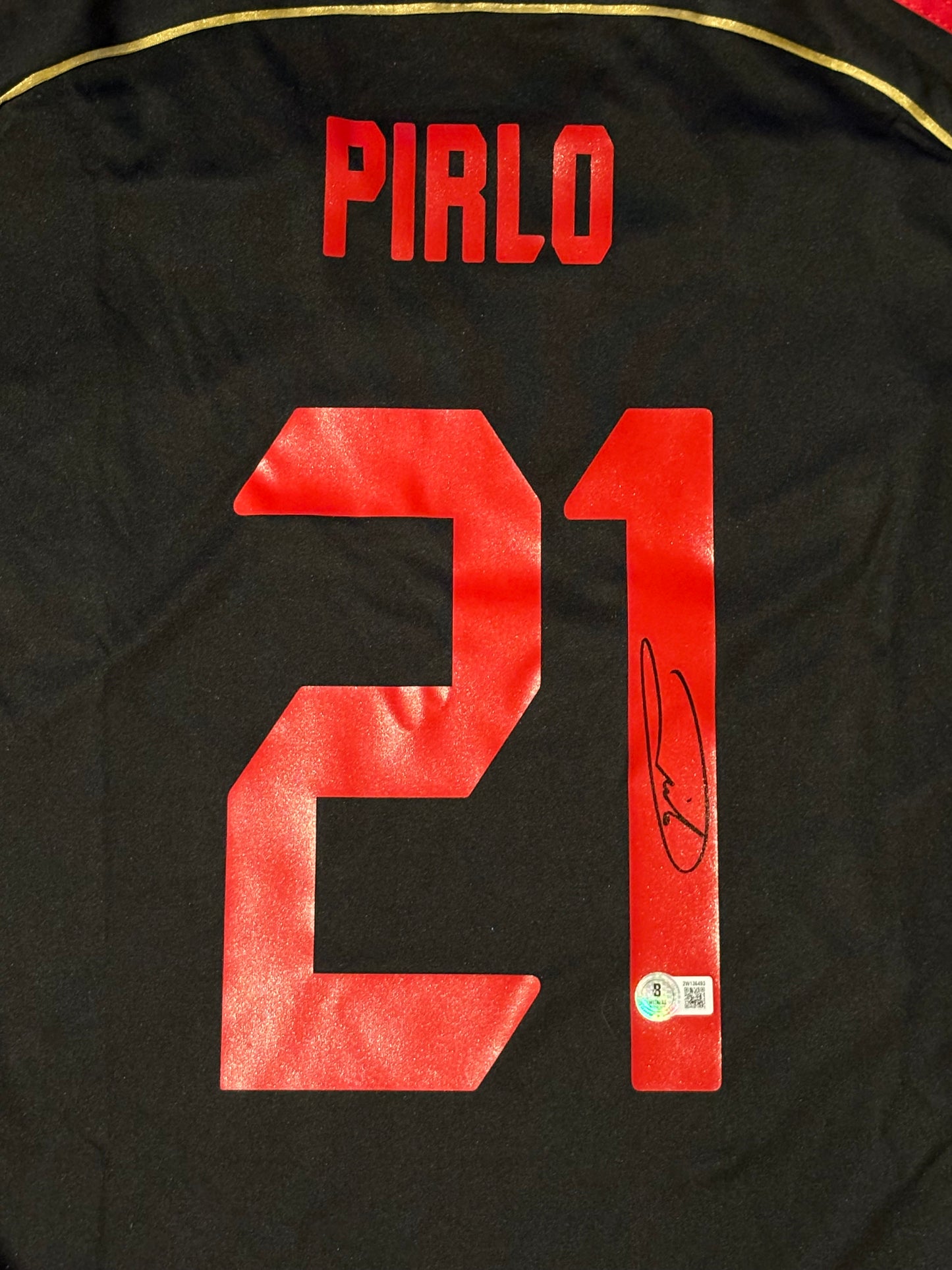 Andrea Pirlo Signed AC Milan Shirt Beckett COA QR Holo