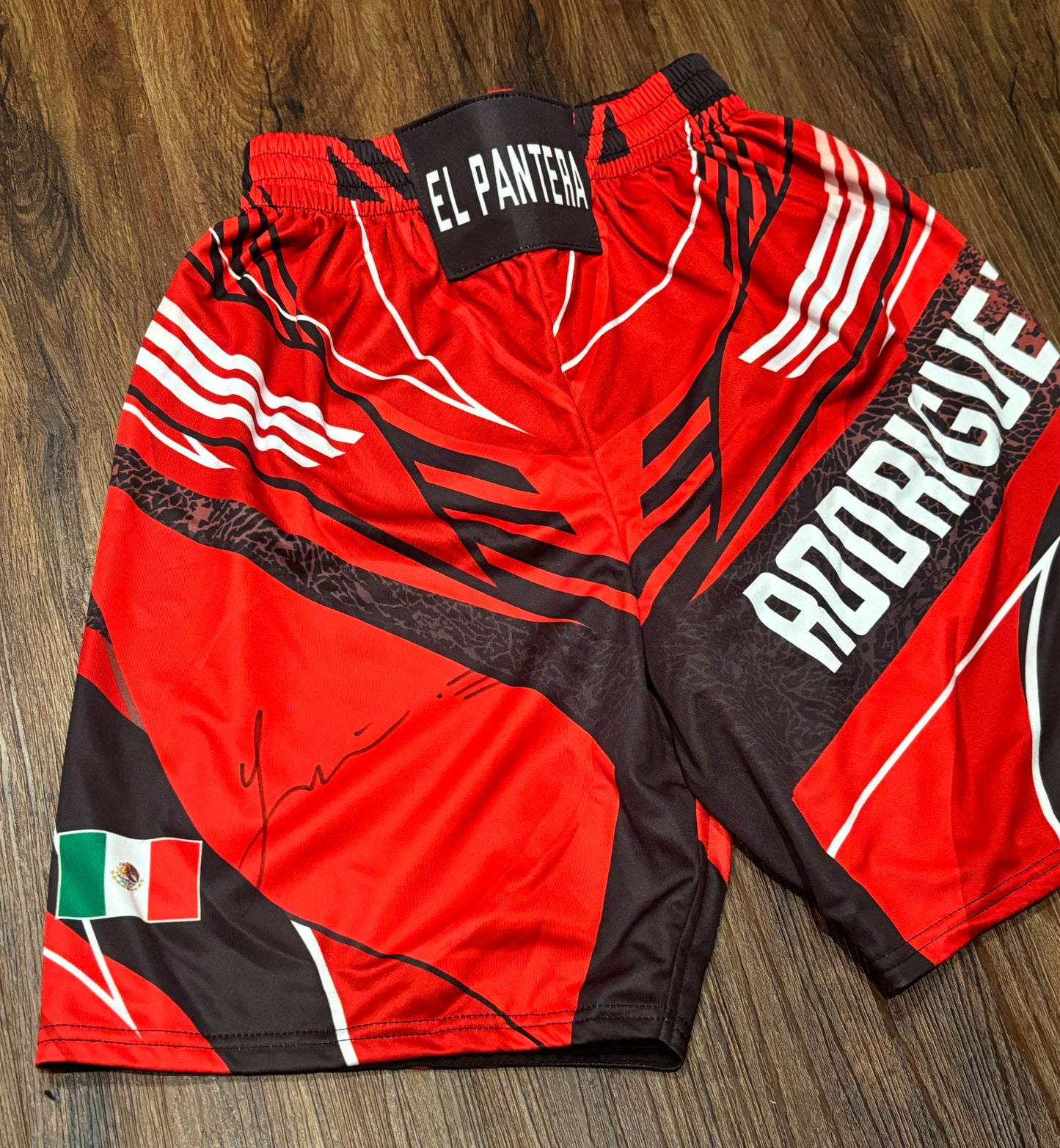 Yair Rodriguez Signed UFC Shorts Mexico Red Beckett Certfied QR Holo COA