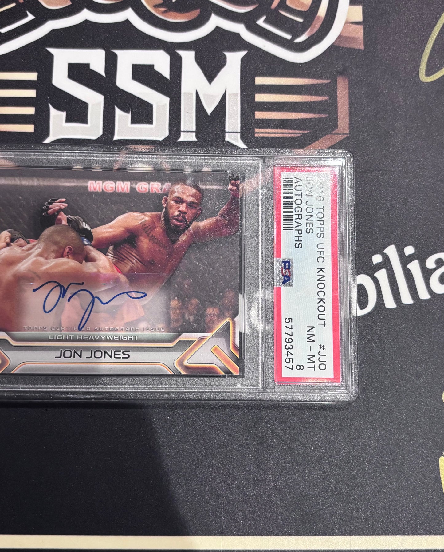 Jon Jones 2016 Topps UFC Knockout Auto #’d /125 PSA 8
