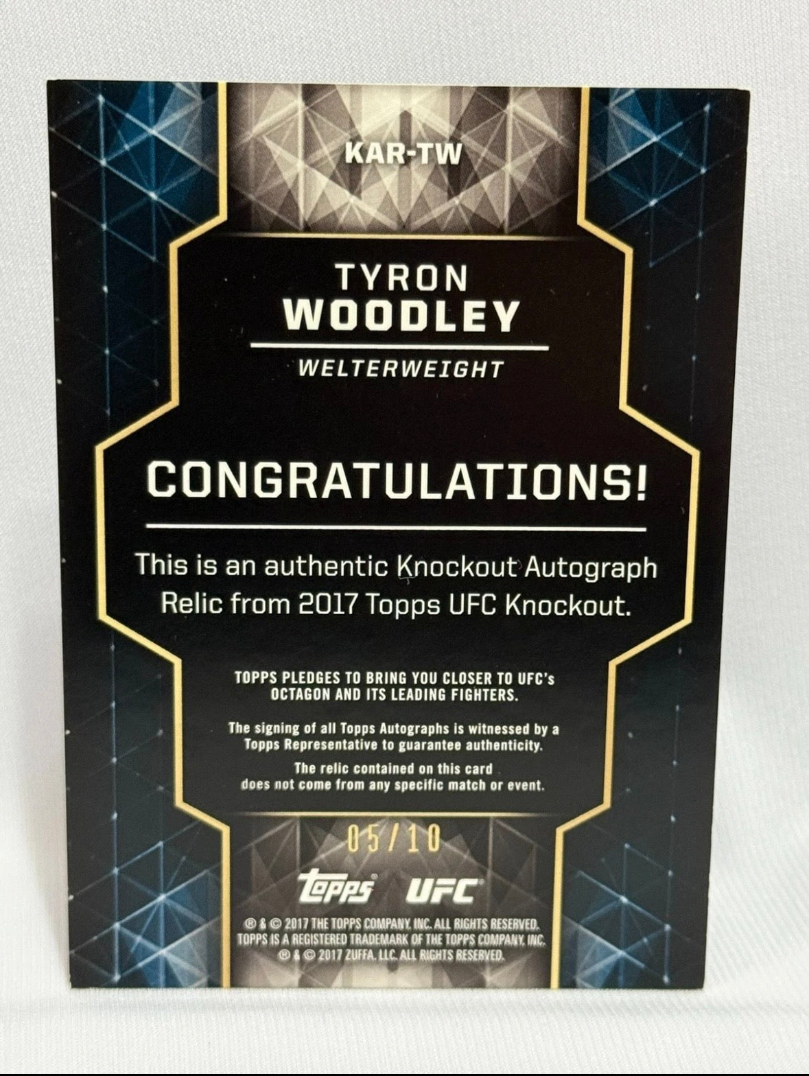 Tyron Woodley Relic Auto /10 UFC Card 2017 Topps Knockout