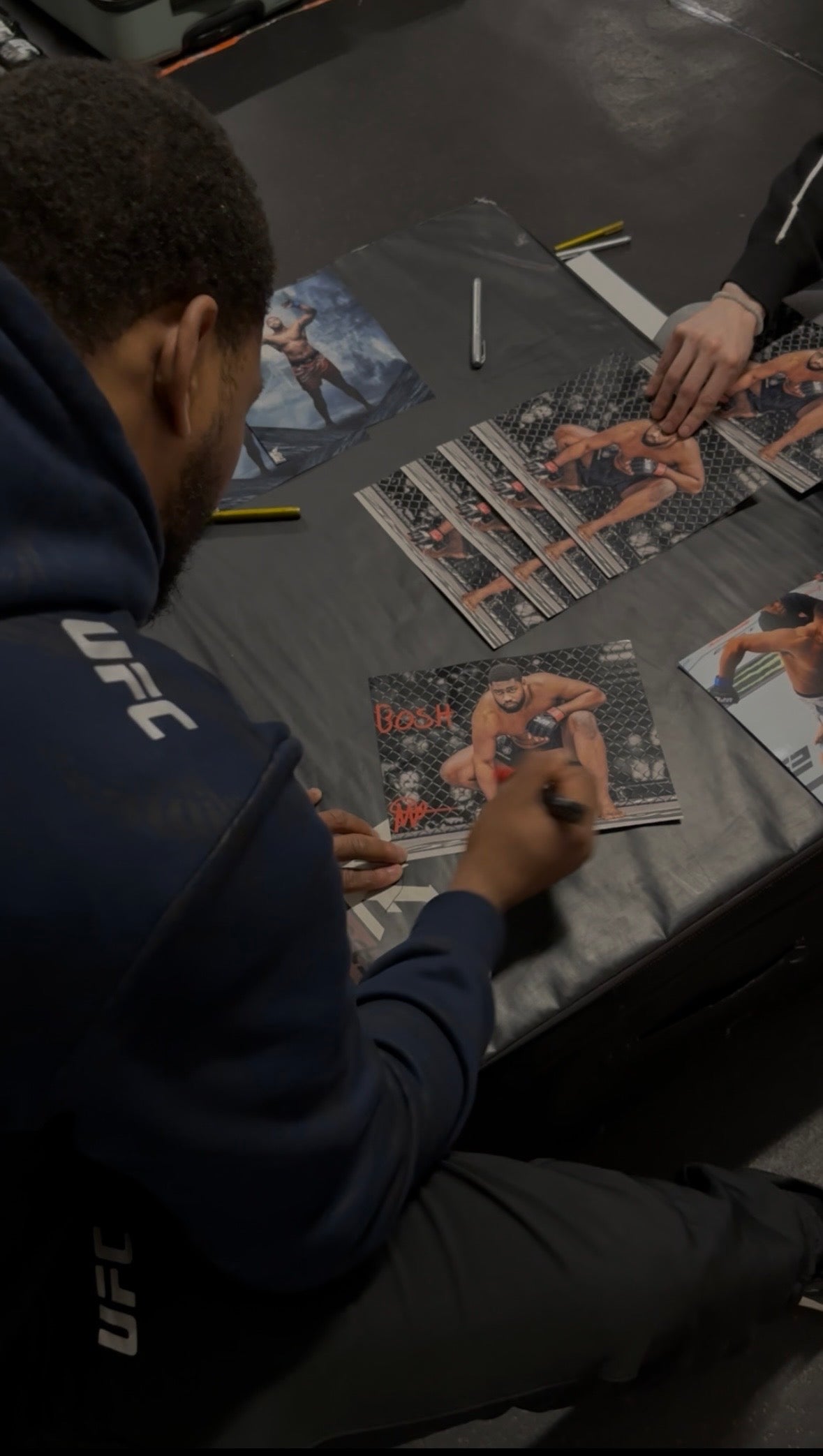 Mario Pinto Signed UFC Photo - 8X10 - Direct from signing