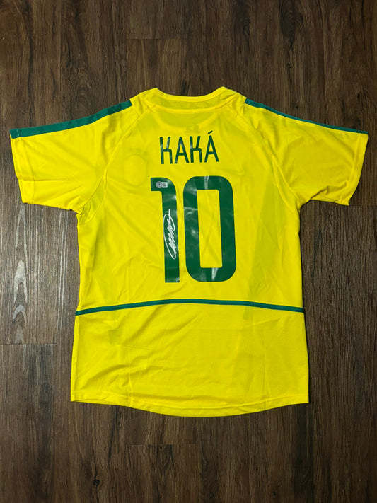 Kaka signed Brazil 2002 shirt Beckett certified QR Holo