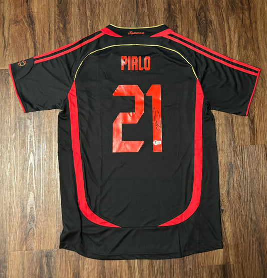 Andrea Pirlo Signed AC Milan Shirt Beckett COA QR Holo
