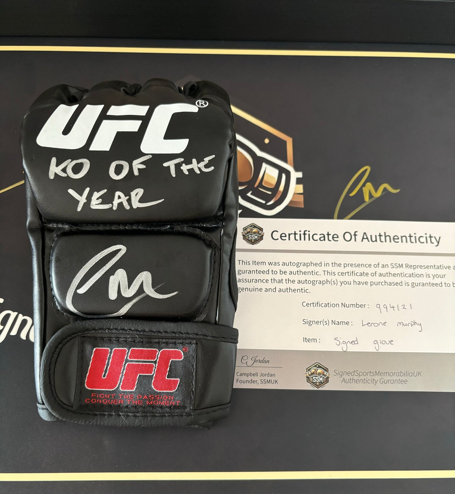 Lerone Murphy Signed Inscribed 1/1 UFC Glove Private Signing With COA + Photo Proof